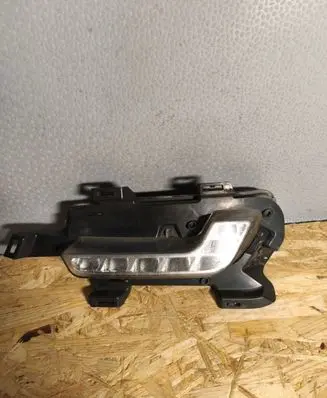 Mercedes-Benz E W212 Front fog light