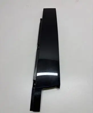 Mercedes-Benz GLB x247 Front door glass trim molding A2477220100