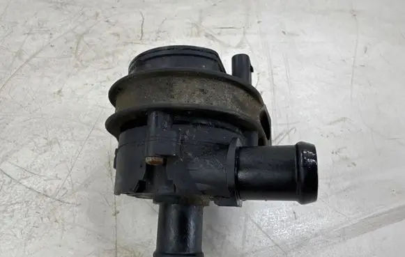 Volkswagen Golf VII Electric auxiliary coolant/water pump 5G0965567A 023211
