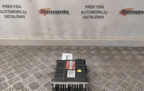 Audi 80 90 B3 Engine control unit/module 0261200251 443907311