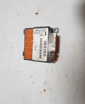 Mercedes-Benz E AMG W210 Airbag control unit/module 0018202126