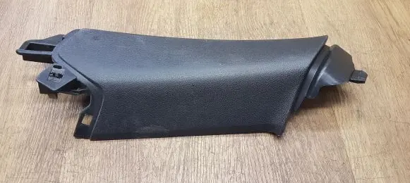 Porsche Macan (95B) (C) pillar trim 95B867288