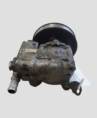 BMW 5 E60 E61 Power steering pump 678084804