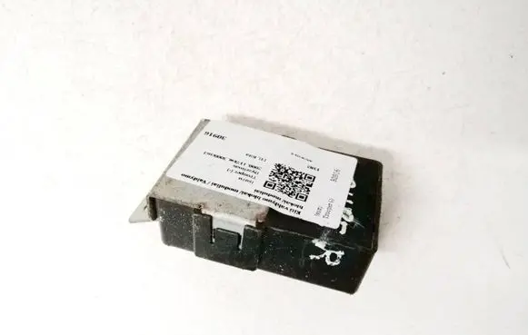 Isuzu Trooper Other control units/modules 8972228341 3015-D300