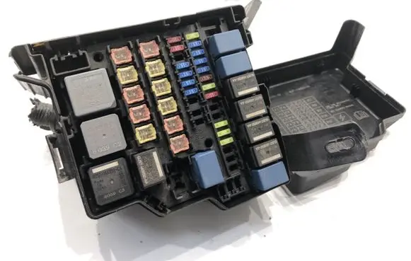 Ford Transit Courier Fuse box set JT7614K012