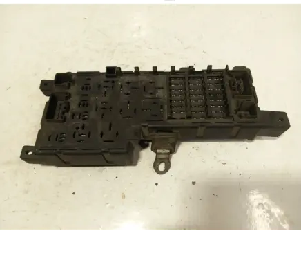 Volvo S60 Fuse box set 518717004 8637841