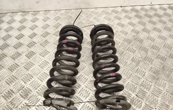 Mercedes-Benz C W204 Rear coil spring