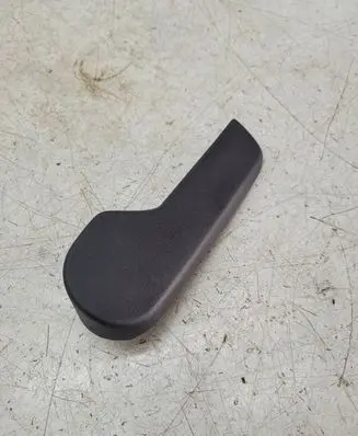 Volkswagen PASSAT B6 Engine bonnet (hood) release handle 1J1823533C