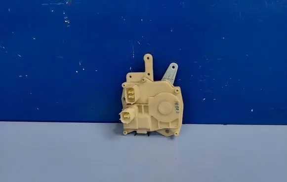 Honda Accord Rear door lock 72655S84A01