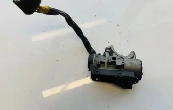 Hyundai Accent Ignition lock contact 