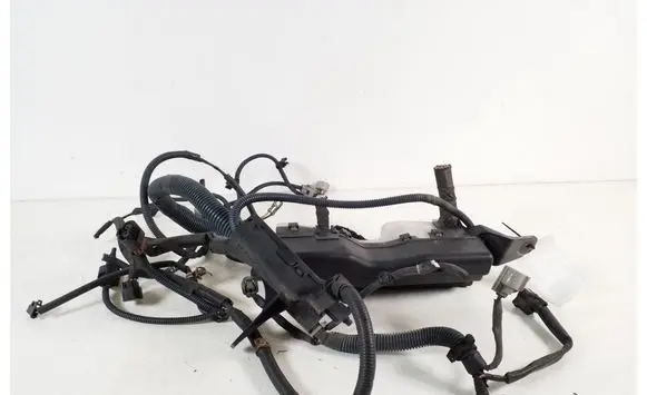 Toyota Corolla Verso AR10 Fuse module 82741-05050
