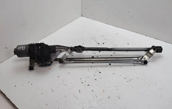 Ford Focus Front wiper linkage and motor 3397020850 4M5117504AC