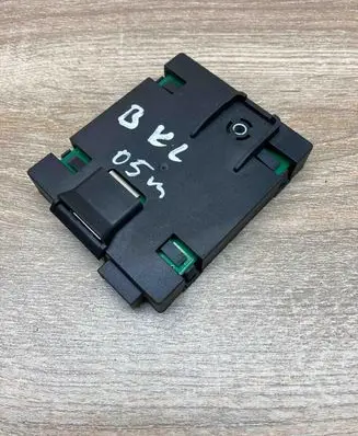 Mercedes-Benz A W169 Aerial antenna amplifier A1698200475