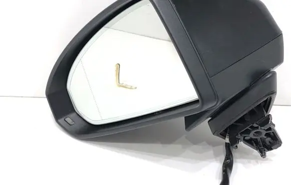 Front door electric wing mirror