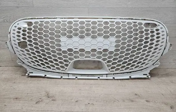 Smart ForTwo III C453 Front bumper upper radiator grill A4538802505