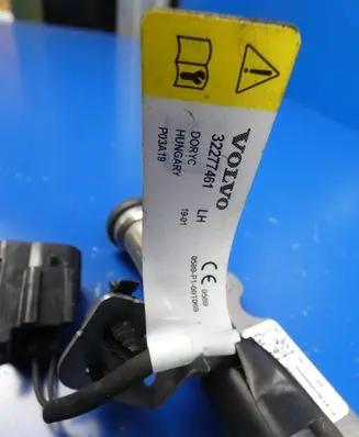 Volvo S60 Bonnet Pedestrian Airbag Actuator 32277461