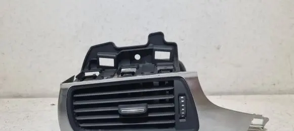 Audi A6 C7 Dashboard side air vent grill/cover trim 4G1820901