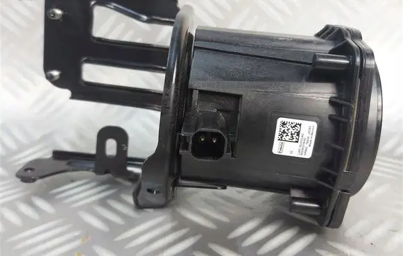 Ford Kuga III Horn signal LJ6T19J215AC