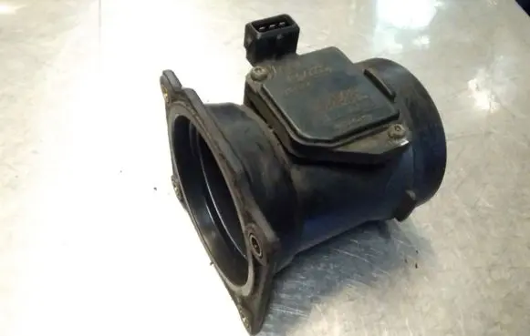 Audi A6 S6 C5 4B Mass air flow meter 078133471C AFH7008C