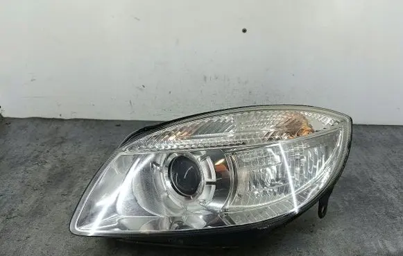 Skoda Fabia Mk2 (5J) Headlight/headlamp 24783100LHELLA
