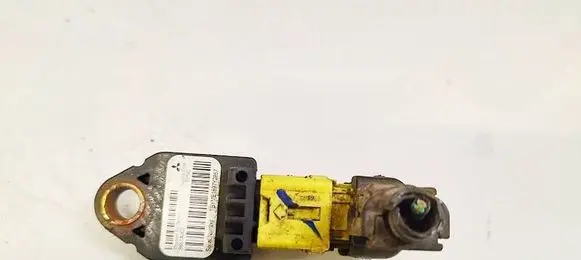 Mitsubishi Outlander Airbag deployment crash/impact sensor 8651A002