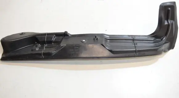 Audi A4 S4 B6 8E 8H Fender end trim 8E0821111A