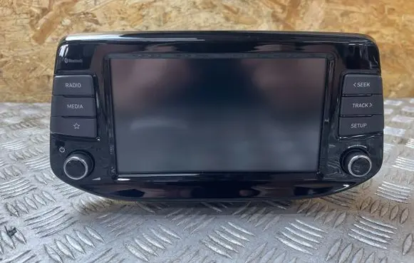 Hyundai i30 Radio/CD/DVD/GPS head unit 96160G4410 J660202073MA