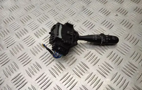 Suzuki Grand Vitara II Wiper control stalk