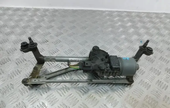 Volkswagen Up Front wiper linkage and motor 1S1955023C