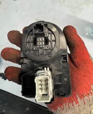 Nissan Qashqai Differential lock switch 96912JD60A K77770