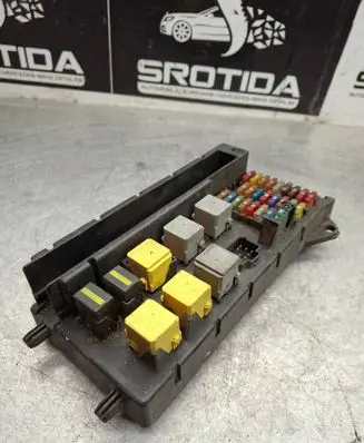 Mercedes-Benz Sprinter W906 Fuse module A9065454201 ZGS001Q001 518817507