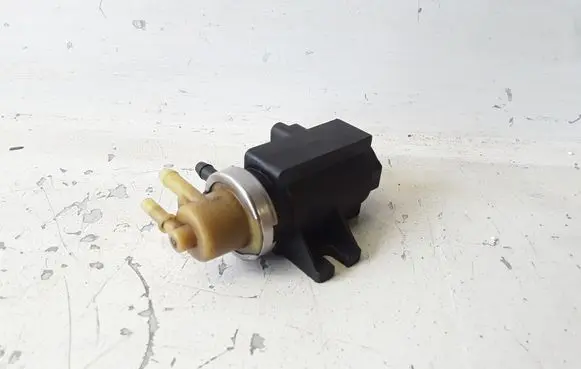 Volvo S60 Vacuum valve 9672875080