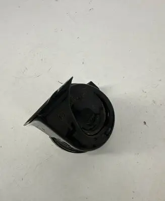BMW 5 G30 G31 G38 Horn signal 7342946 6033FB2478 130318L8A
