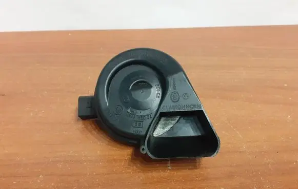 Audi Q5 SQ5 Horn signal 11797 8T0951221