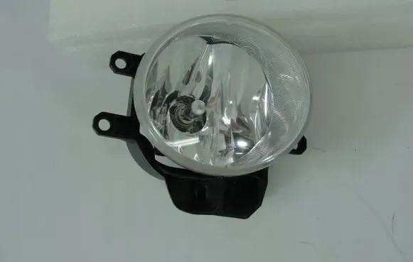 Toyota Yaris Front fog light 8121002110