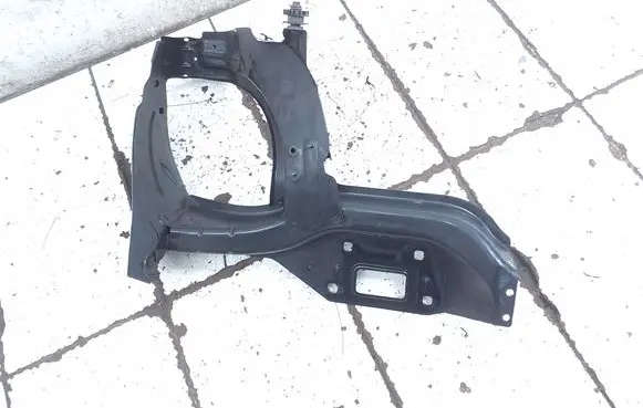 Mercedes-Benz ML W164 Side radiator support slam panel A2048173420