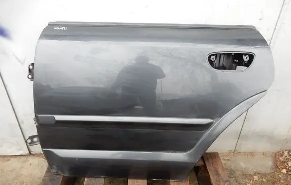 Subaru Outback Rear door REARLEFTDOORGREY 40621