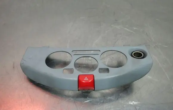 Nissan Micra Hazard light switch