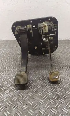Iveco Daily 40.8 Pedal assembly 