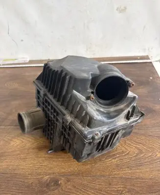 Air filter box