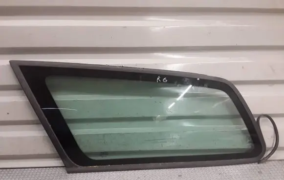 Volvo V50 Rear side window 