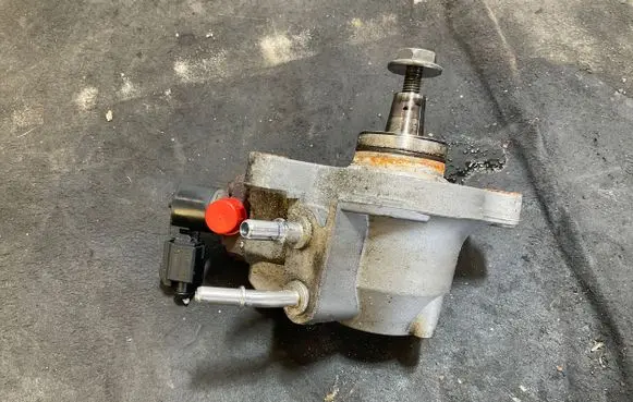 Ford Transit Fuel injection high pressure pump HG9Q9B396AB