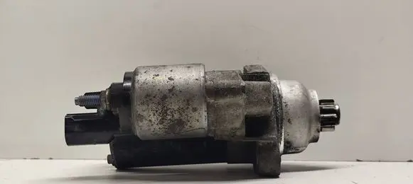 Volkswagen Golf V Starter motor