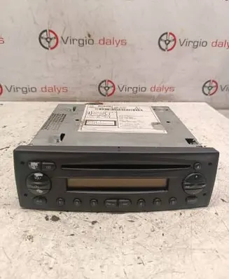 Iveco Daily 5th gen Radio/CD/DVD/GPS head unit 5801398980 7620000093