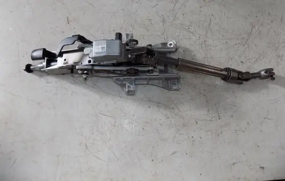 Volvo XC90 Steering wheel axle set 32346695 32346690