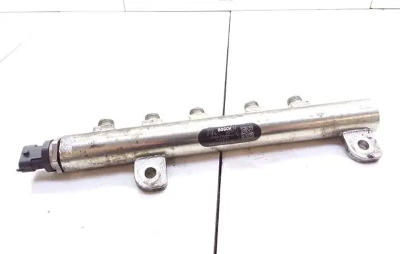 Opel Astra H Fuel main line pipe 0445214095 55209572
