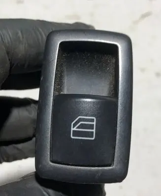 Mercedes-Benz ML W164 Electric window control switch A2518200510 03128150 9051679300