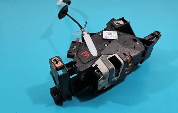 Ford Mondeo MK V Front door lock BM5A-A21812-BH IMPRK1454309