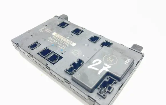 Mercedes-Benz CLK A209 C209 Door control unit/module 2098201926