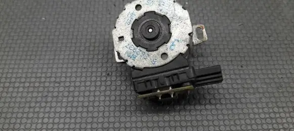 BMW 3 E36 A/C air flow flap actuator/motor 8362937